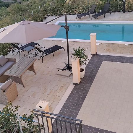 Apartamento Magi House With Pool Podstrana Exterior foto