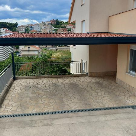 Apartamento Magi House With Pool Podstrana Exterior foto