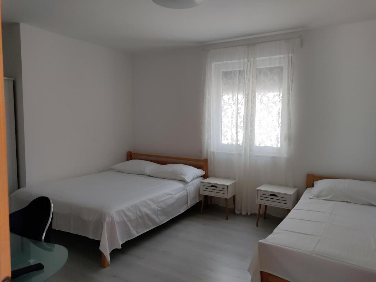 Apartamento Magi House With Pool Podstrana Exterior foto